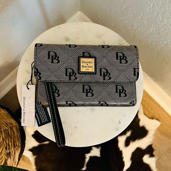 DOONEY & BOURKE Milly Logo Wristlet Wallet Clutch, Gray Black, NWT - Picture 1 of 14